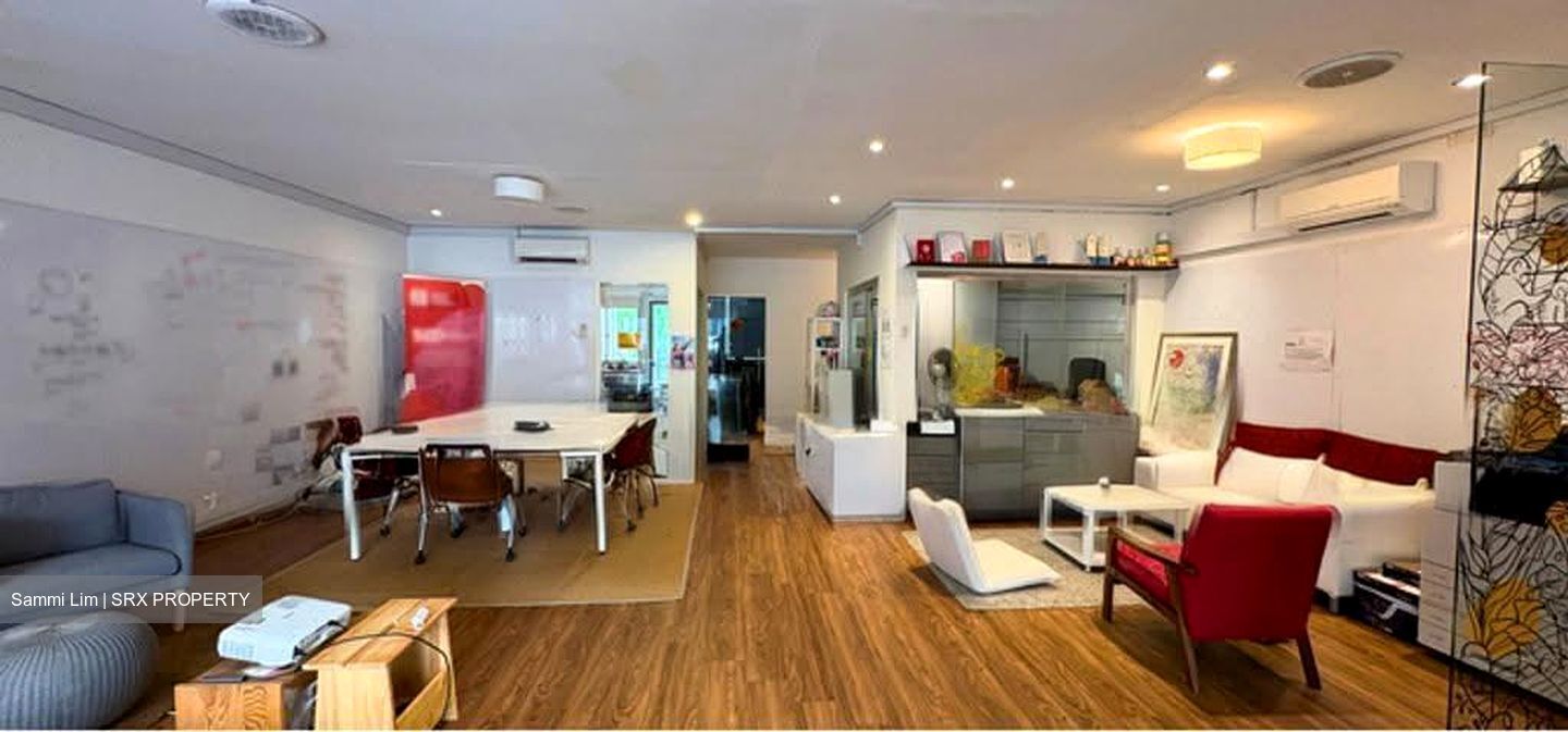Serangoon Road (D8), Retail #623007181